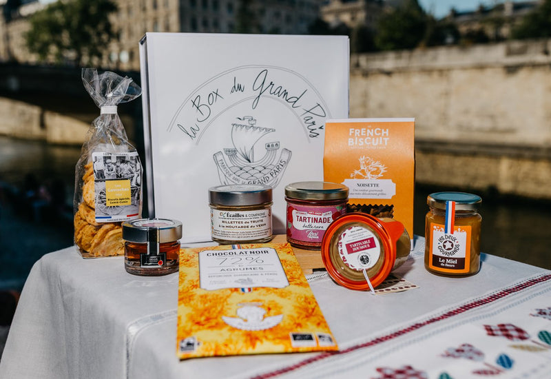 Coffret cadeau d'entreprise Saveurs du Grand Paris, huit créations gourmandes en coffret premium réutilisable